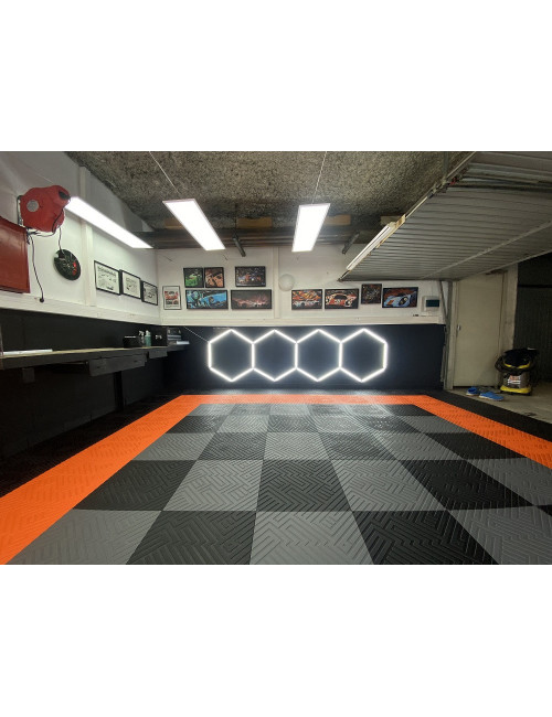 Eclairage LED Hexagonal 21 barres LED - L325 cm - pour garage ou autre espace professionnel